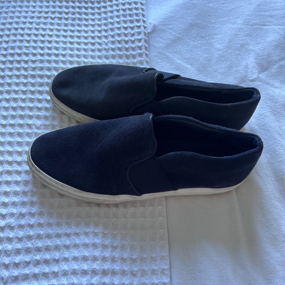 Vince Mens Slip On Suede Sneaker